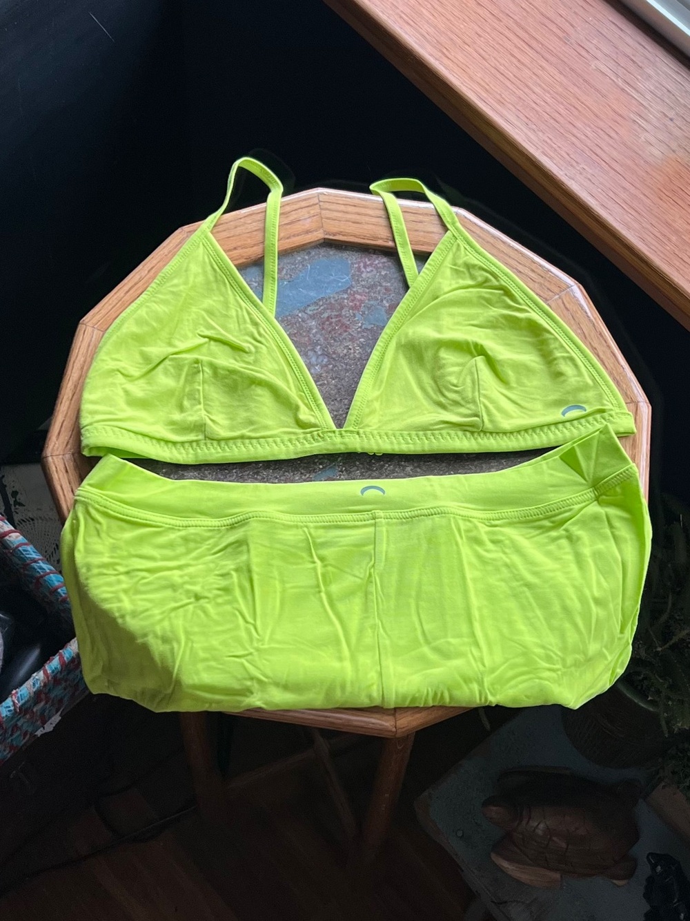 XL Huha NWT Lime Lingerie Set